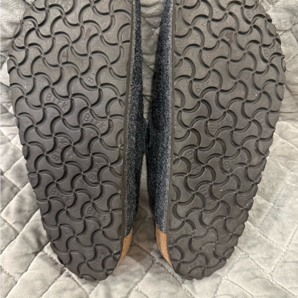 Birkenstock Gray Felt Slip-On Clogs with Buckle - Picture 6 of 6